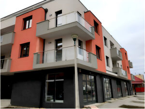 Oszlopos üvegkorlát - uvegkorlat.hu